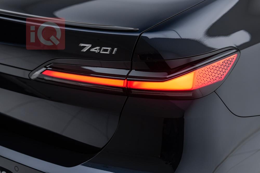 بي ام دبليو الفئة 7